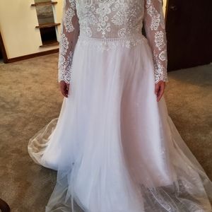 Wedding dress